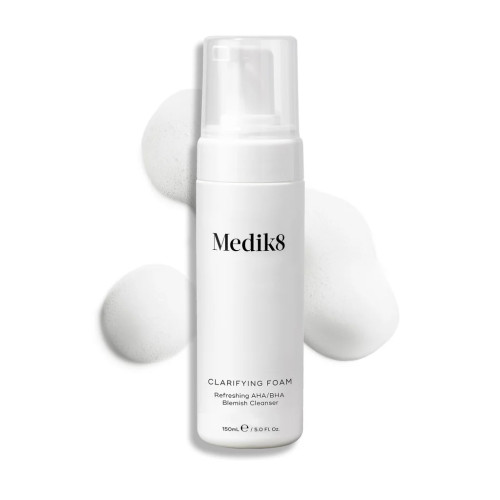 Medik8 Очищаюча пінка для жирної проблемної шкіри Clarifying Foam 150ml Medik8 Очищаюча пінка для жирної проблемної шкіри Clarifying Foam 150ml