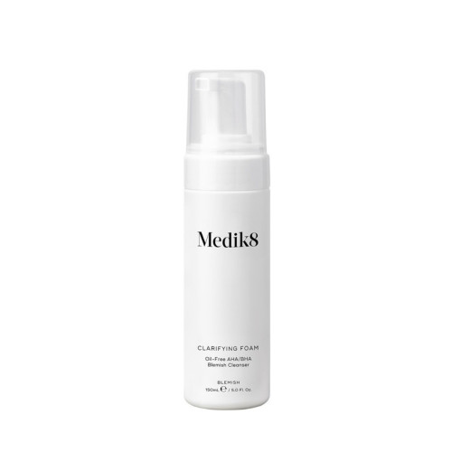 Medik8 Очищаюча пінка для жирної проблемної шкіри Clarifying Foam 150ml