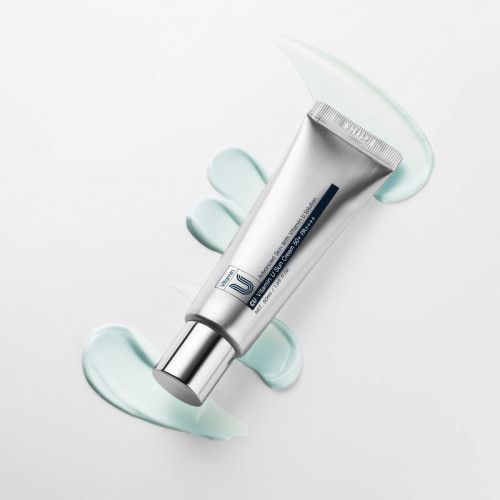 CUSKIN Заспокійливий сонцезахисний крем з вітаміном U та пептидами Vitamin U Sun Cream SPF 50+ 50мл