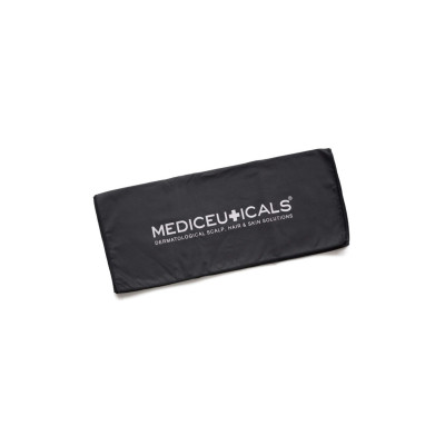 Mediceuticals Легкий рушник з мікрофібри 50х84см